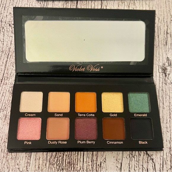 Violet Voss Cosmetics
Essentials Eye Shadow Palette 1 & 2 Both brand new! - Picture 7 of 10